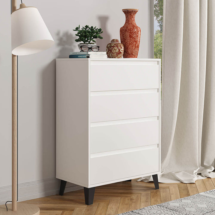 Фото білого комода BORG MEBELBOS 4S/70 в інтер'єрі