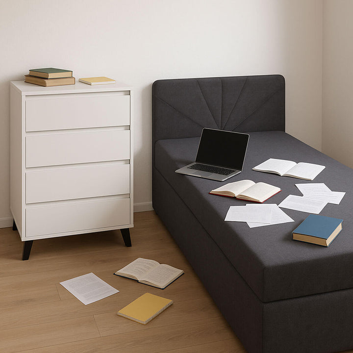 Фото білого комода BORG MEBELBOS 4S/70 в інтер'єрі спальні