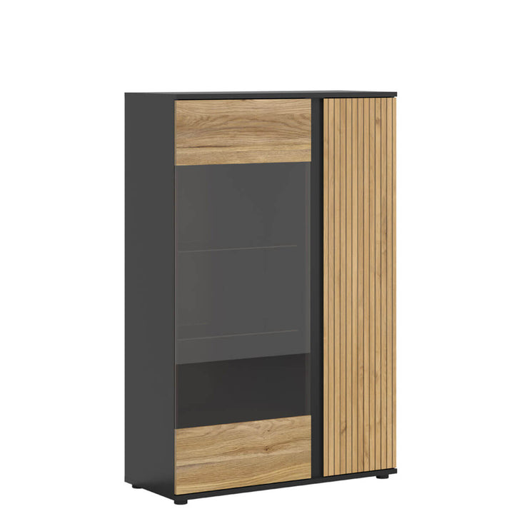 Фото вигляду збоку вітрини LUEN BRW REG1W1D